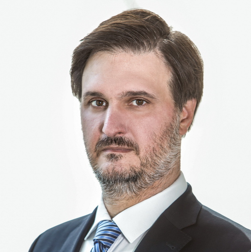 Kucsera Tamás Gergely dr.